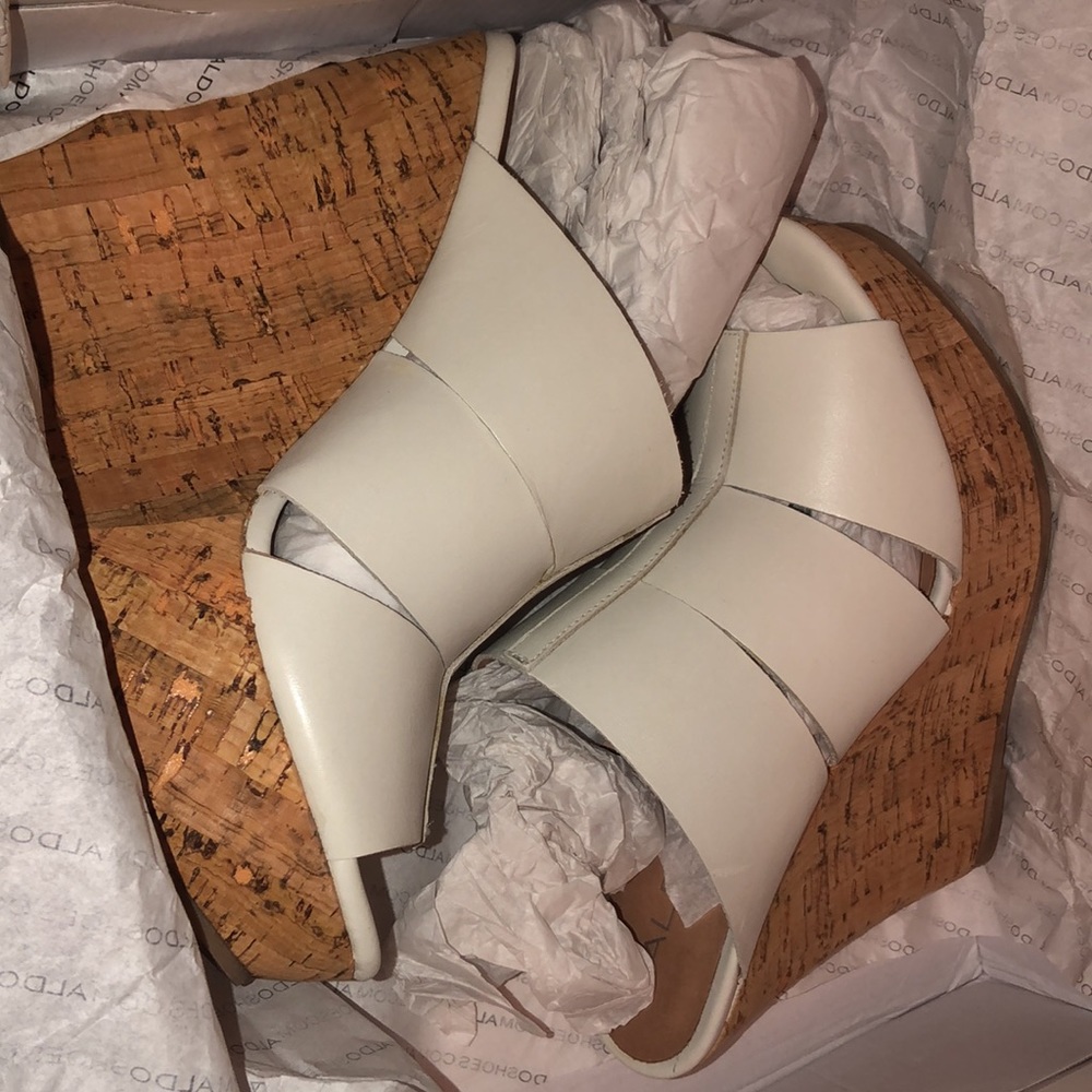 Platform Corkscrew Sandals - Picture 11 of 11